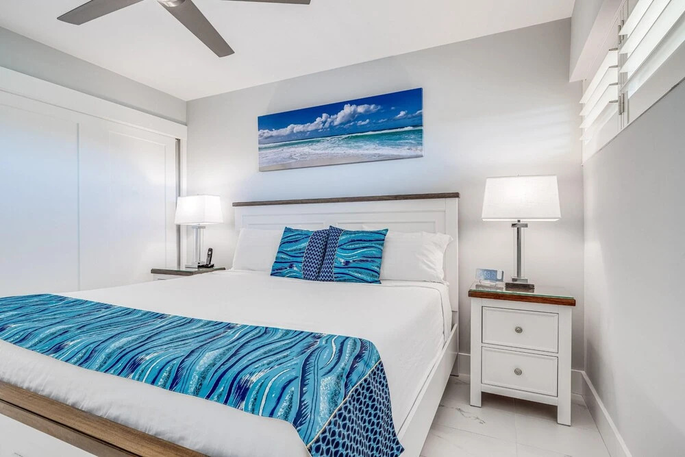 Sugar Beach Penthouse #27 by Ali'i Resorts
