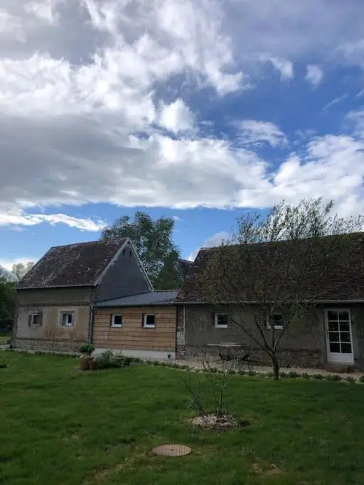 Sainte Suzanne gite de LA CHARRETERIE