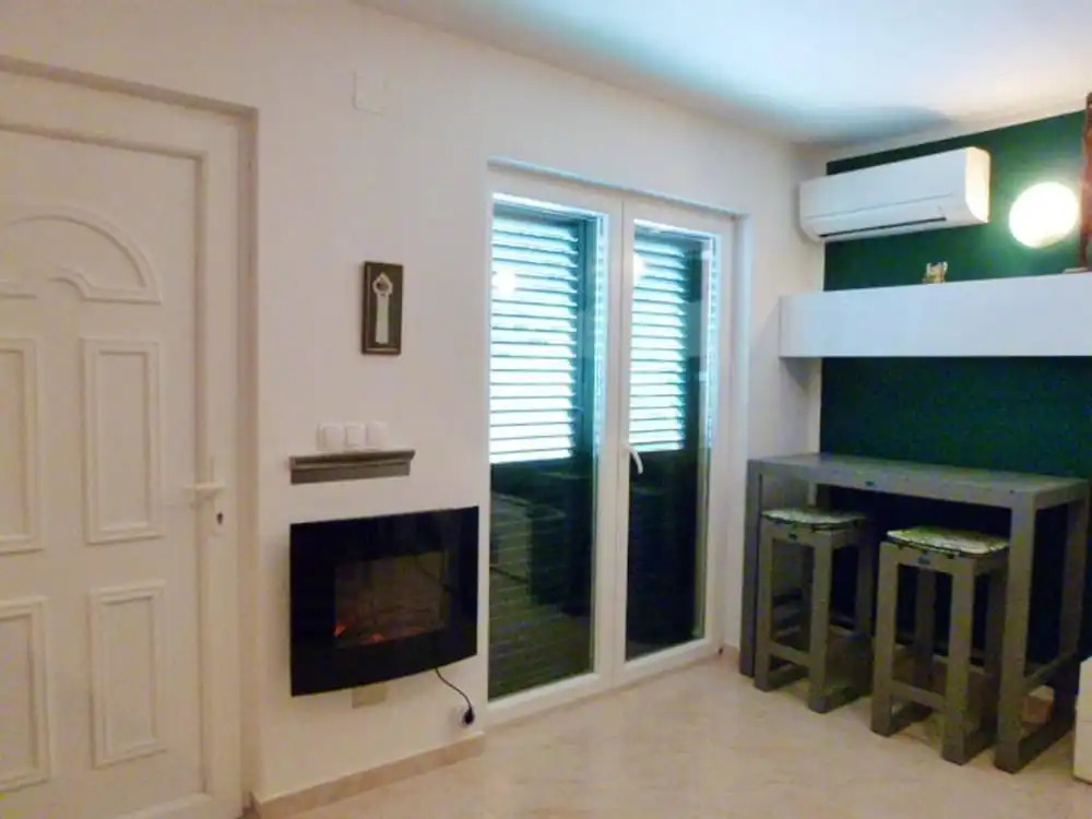 Apartment With one Bedroom in Nin, With Furnished Terrace and Wifi - Near the Beach