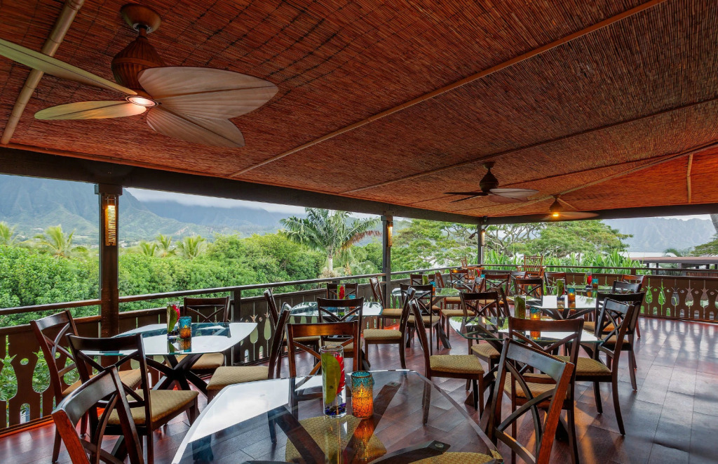 Paradise Bay Resort