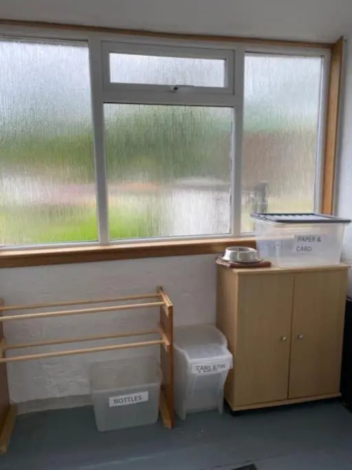 Beautiful, Spacious Flat in St Johns Town of Dalry