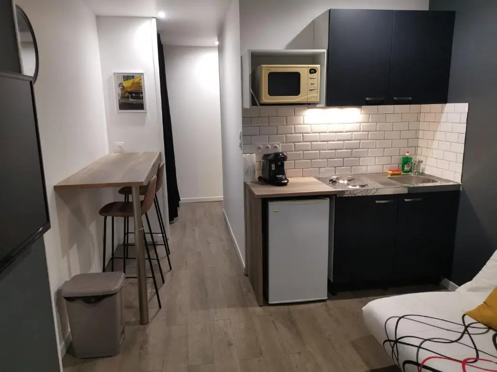Studio Cosy Au Pied du Metro Flachet