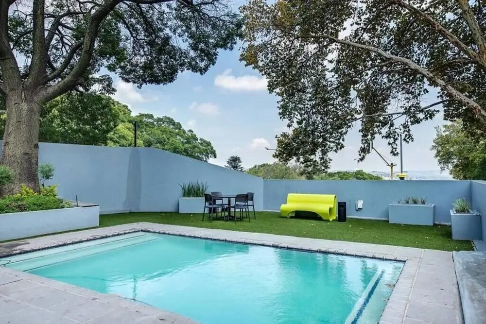 About And Living Johannesburg