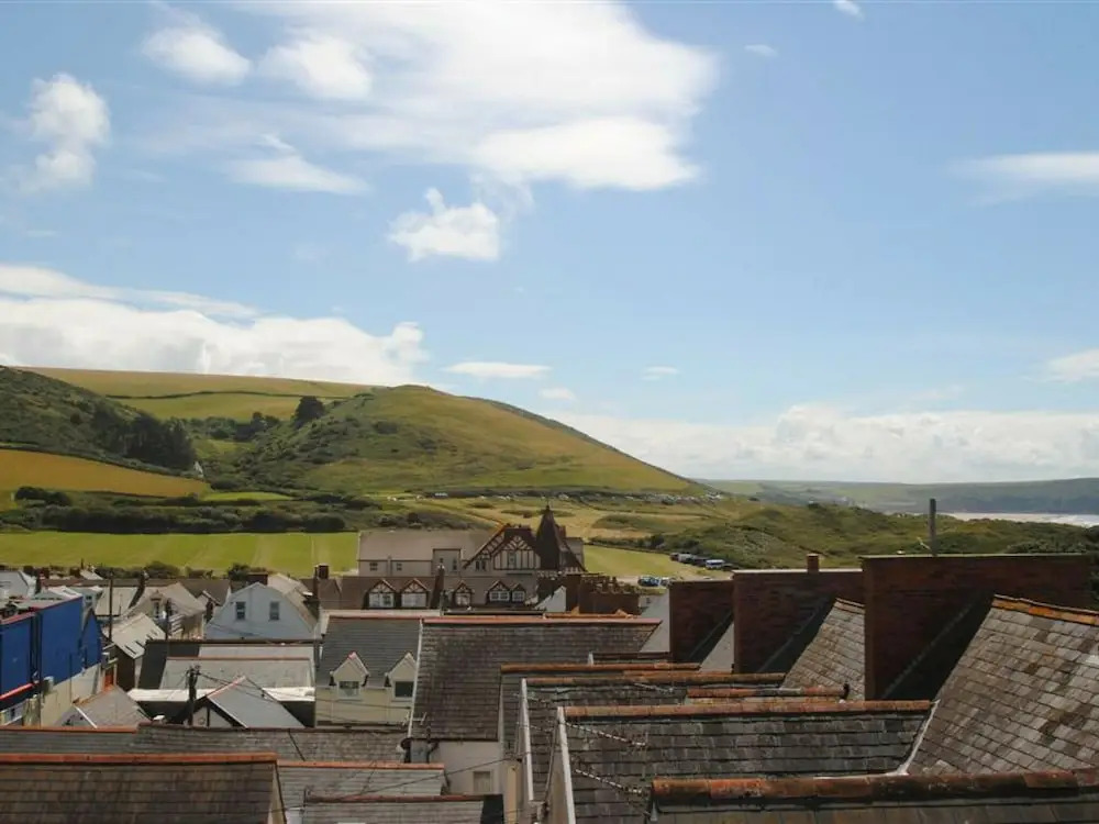 Spacious Holiday Home in Woolacombe near Sea