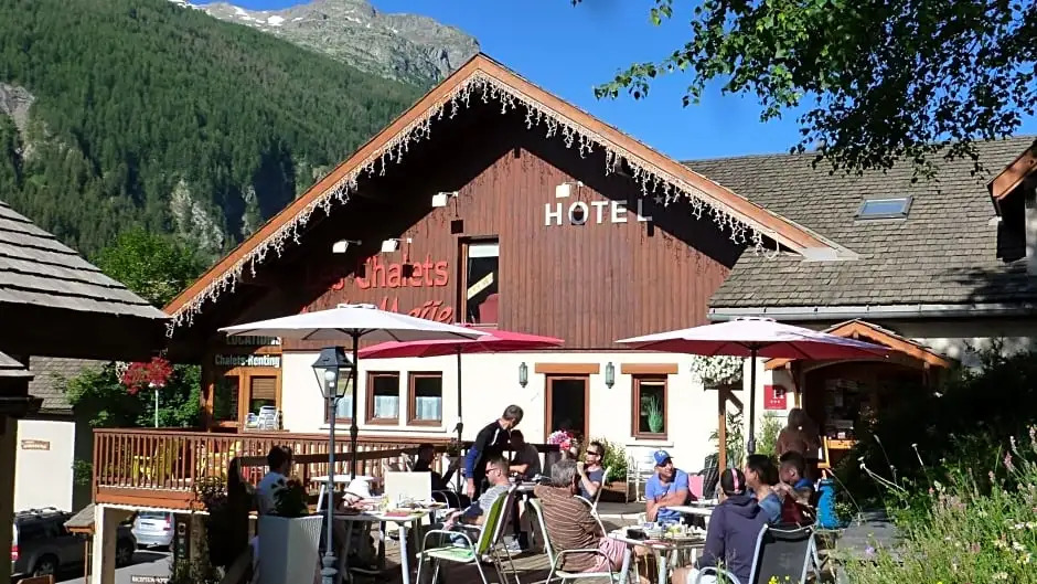 Mountain Lodge in Alps-chez Philippe, Panoramic-Village, Renting, view over Glaciers