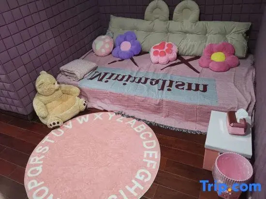 Shemo Hotel (Haikou Friendship Sunshine City)
