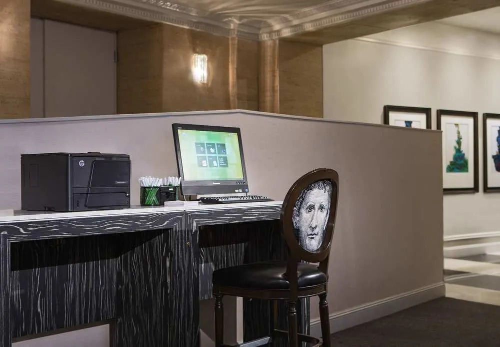 Courtyard by Marriott Boston Downtown