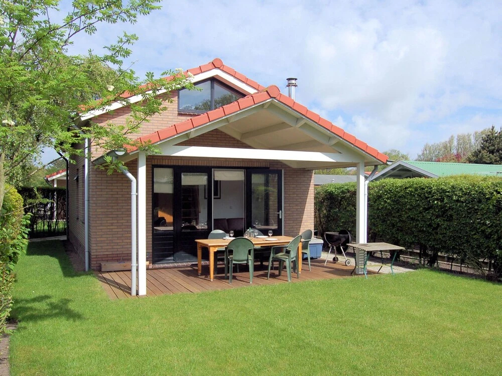 Holiday Home at the Edge of the Dunes Just Outside of Noordwijk aan Zee