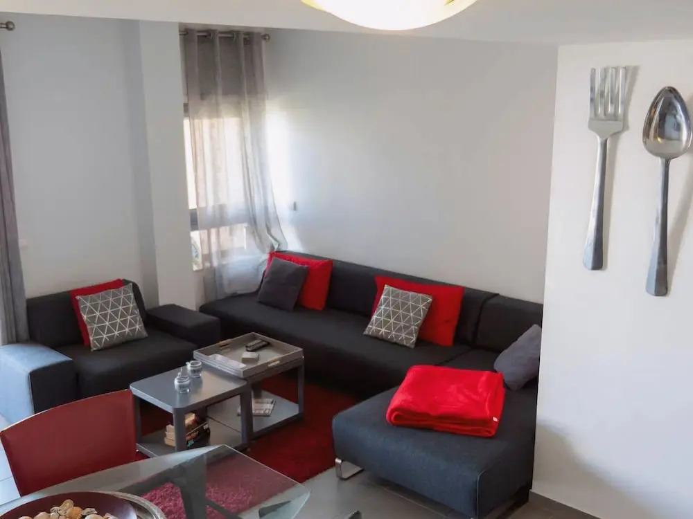 Modern Apartment in Portimão with Swimming Pool