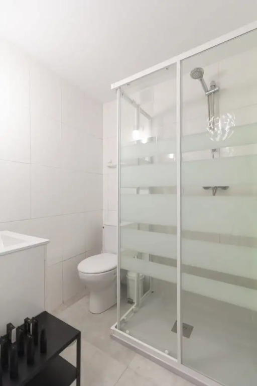 Dobo Homes Ronda De Valencia Apartment