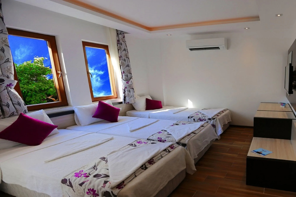 Hermes Hotel