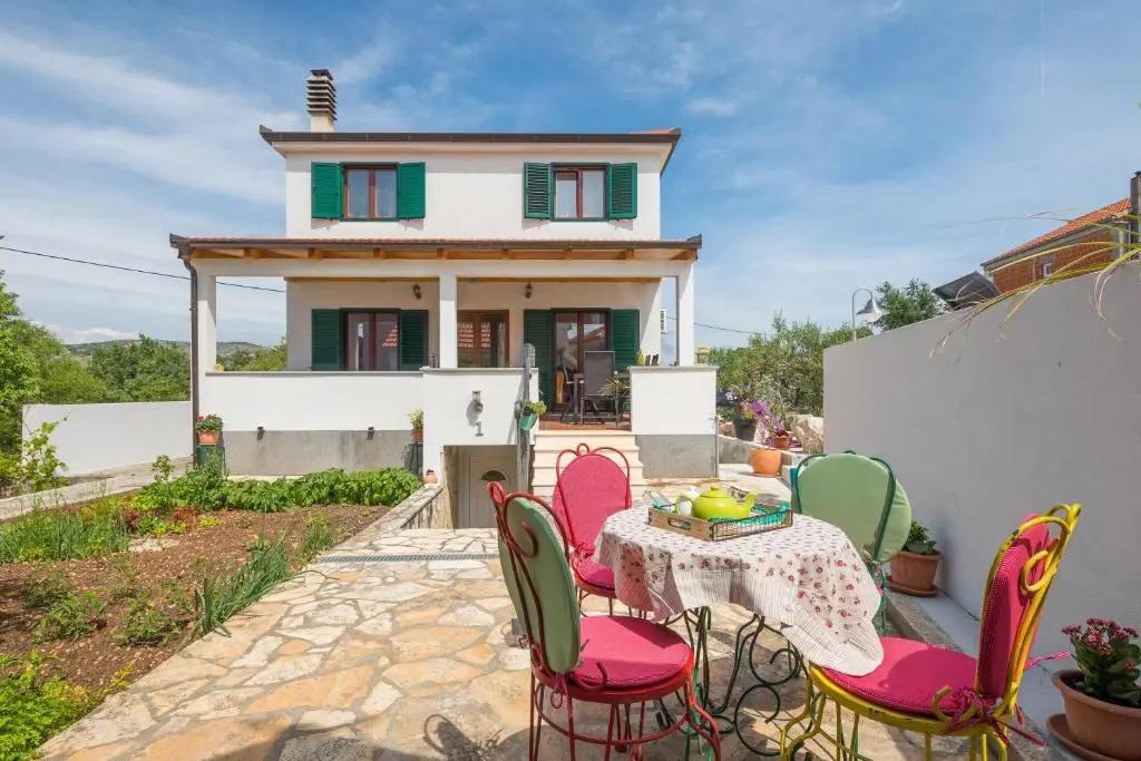 Villa Sunshine