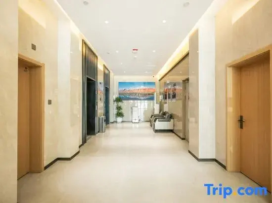 Super 8 Select Hotel