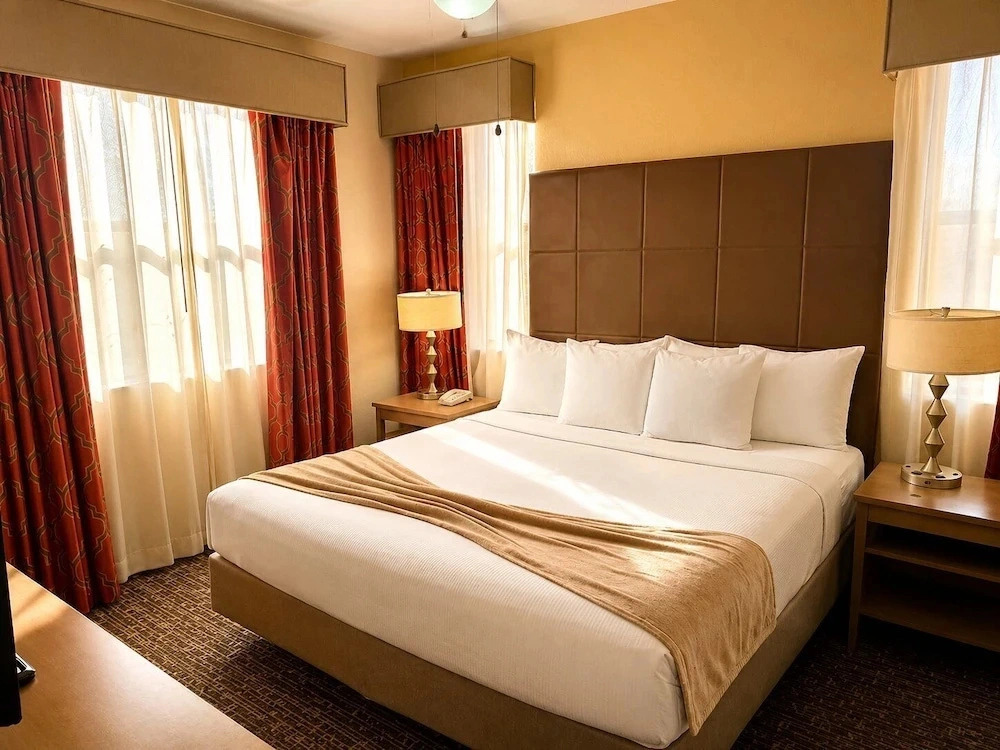 Apt Resort 3br, Sleeps 10 Disney 10 min
