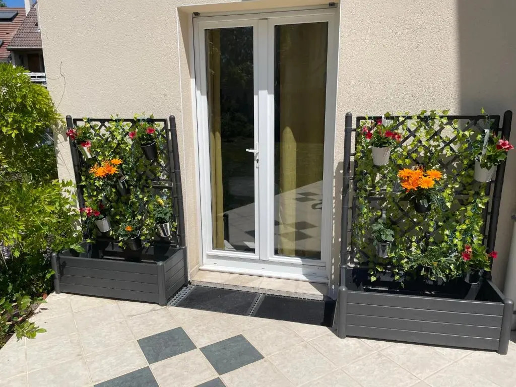 STUDIO BEAUREGARD - TERRASSE et JARDIN