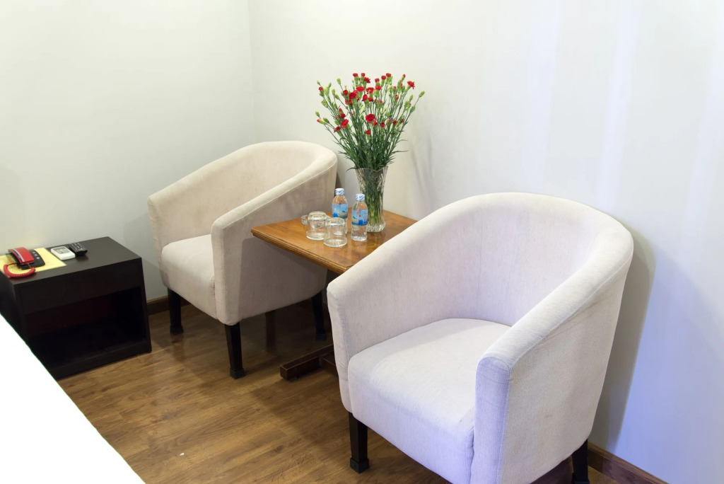Cosmos Hotel Nha Trang by HT