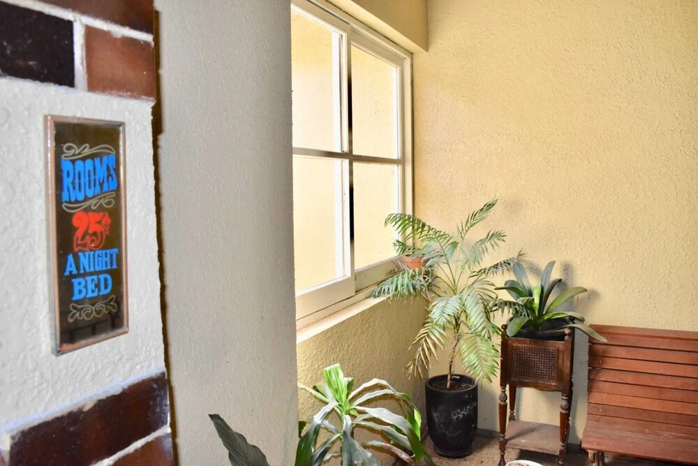 Artistic Apartment in Sunny Elwood near St Kilda
