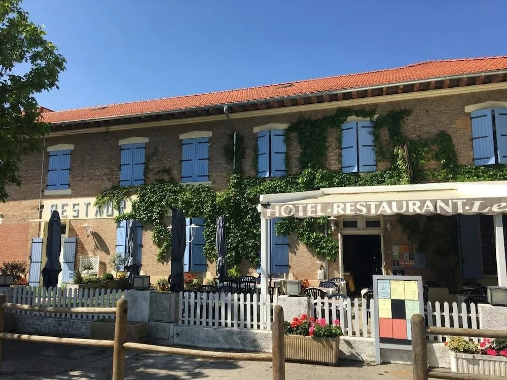 Les saladelles