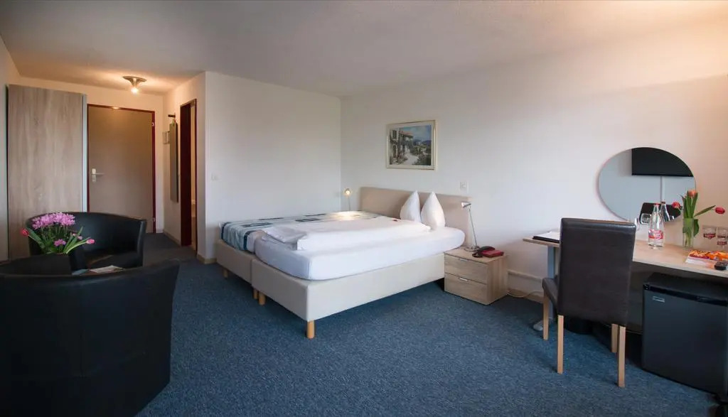 Park - Hotel Inseli