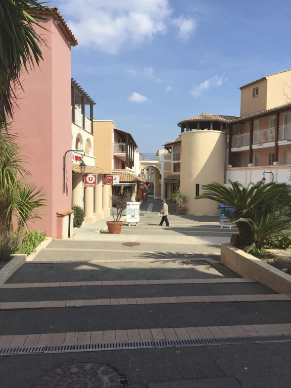 Cap Esterel Appartement climatisé Jardin Clos