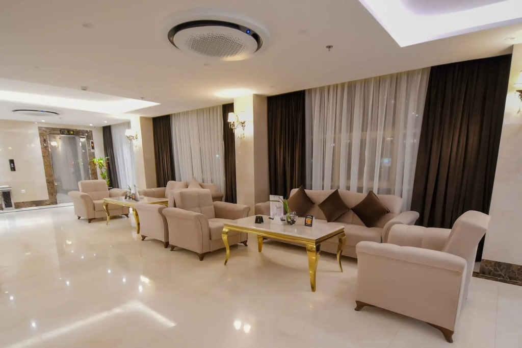 Rosemond Al Hamra