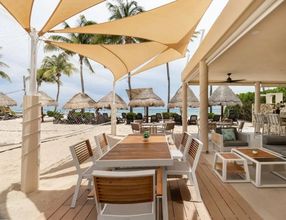 Elements 124 - No Ota 2 Bedroom Condo by RedAwning