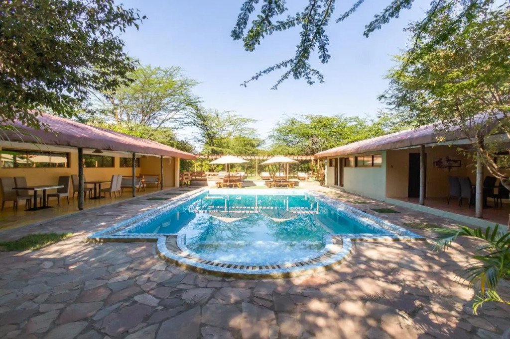 Отель PrideInn Mara Camp & Cottages