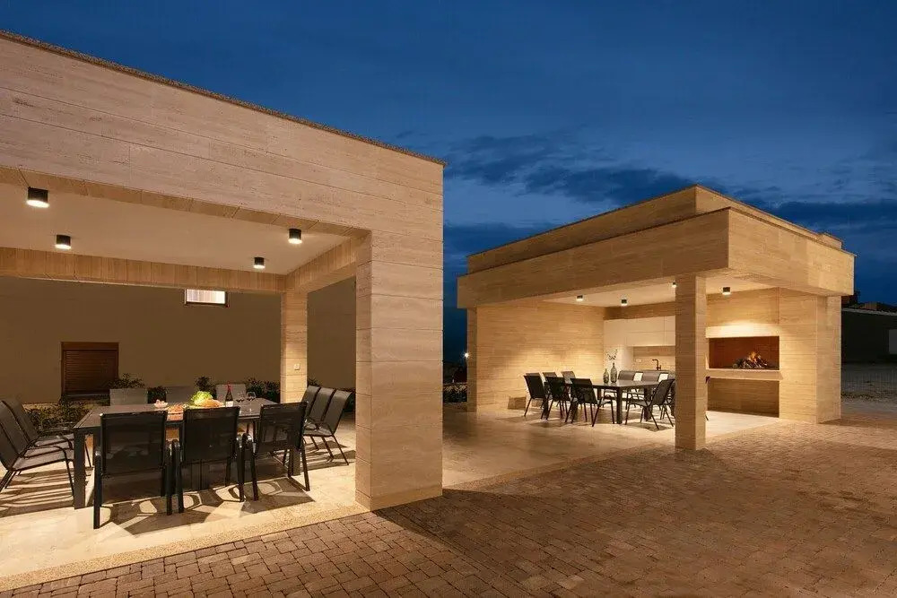 Malibu Imperial Seafront Apartments