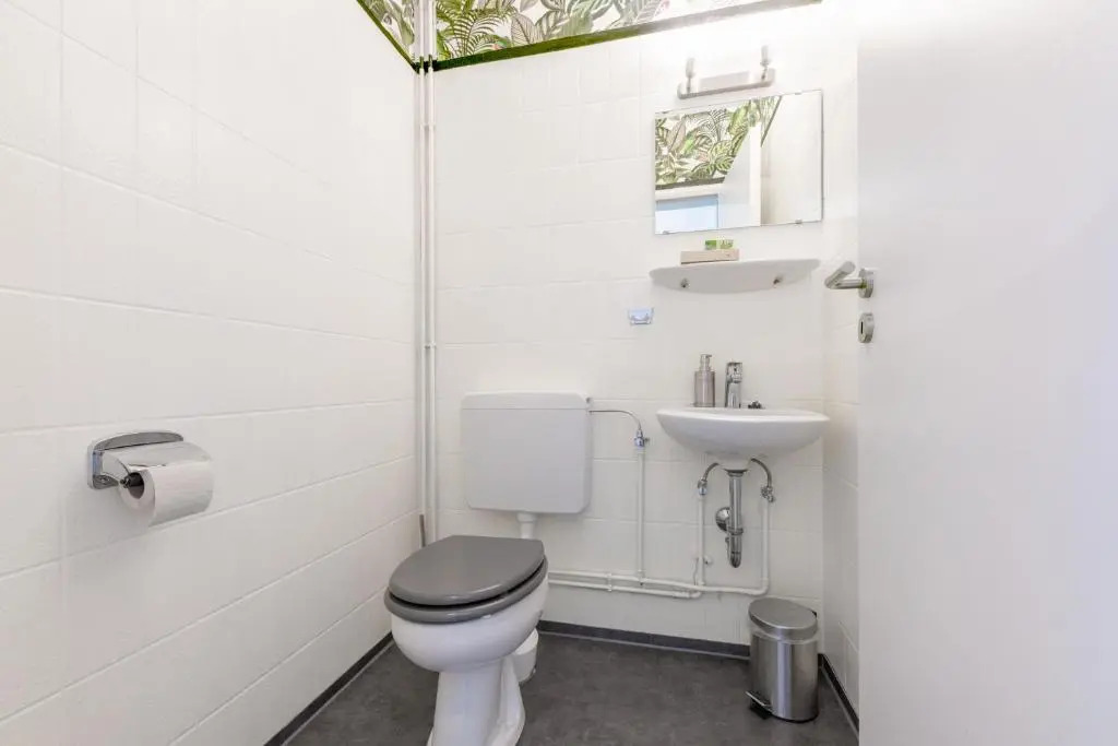Stay Awesome - Urban Jungle Apartment in Wilhelmshöhe