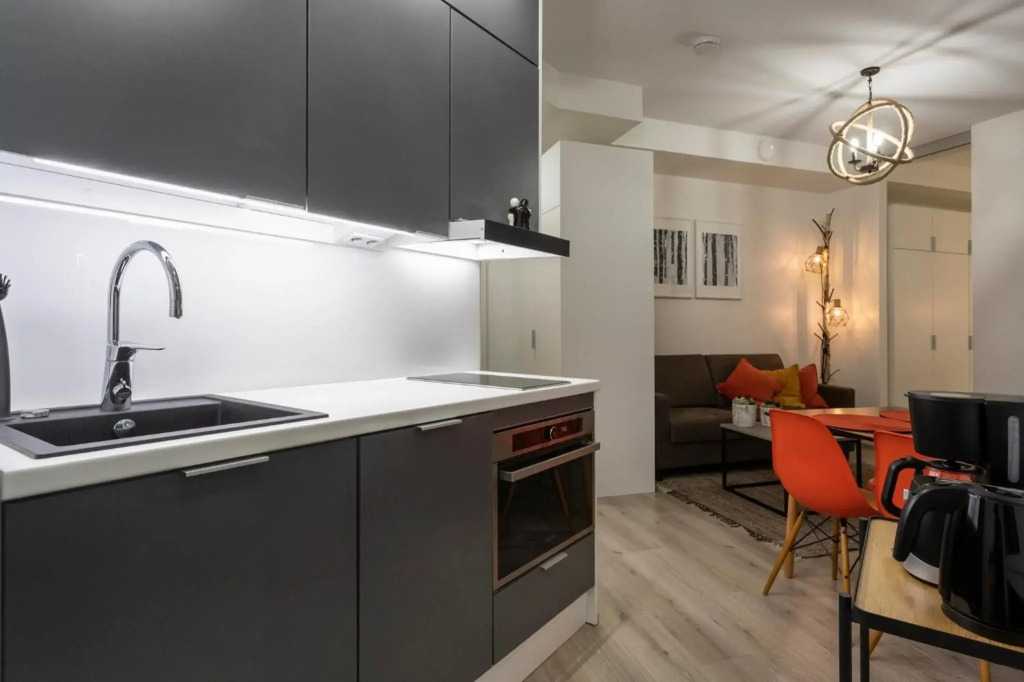 Tuomas´luxurious suites, Koivu