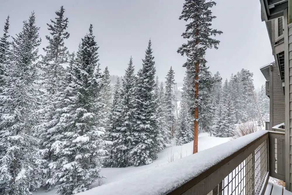 Silverthorne Gem w/ Community Perks: 11 Mi to Ski!