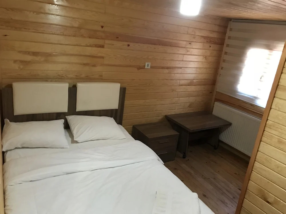 Duyuf Otel
