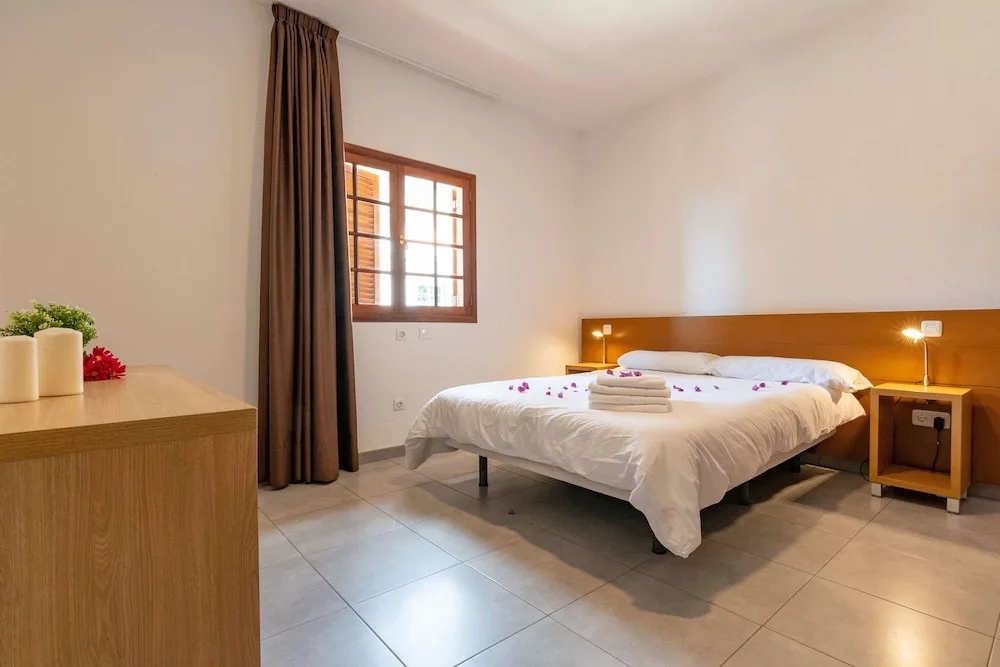 Casa de vacaciones con piscina compartida en Mogán IV