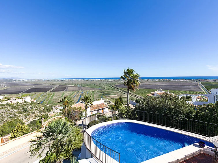 Villa Villa Flores by Interhome