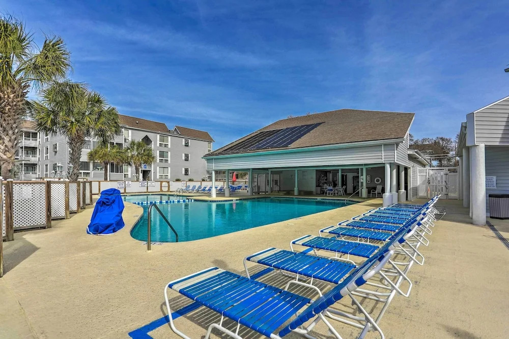 Myrtle Beach Condo Near Ocean: 1 Mi to Apache Pier
