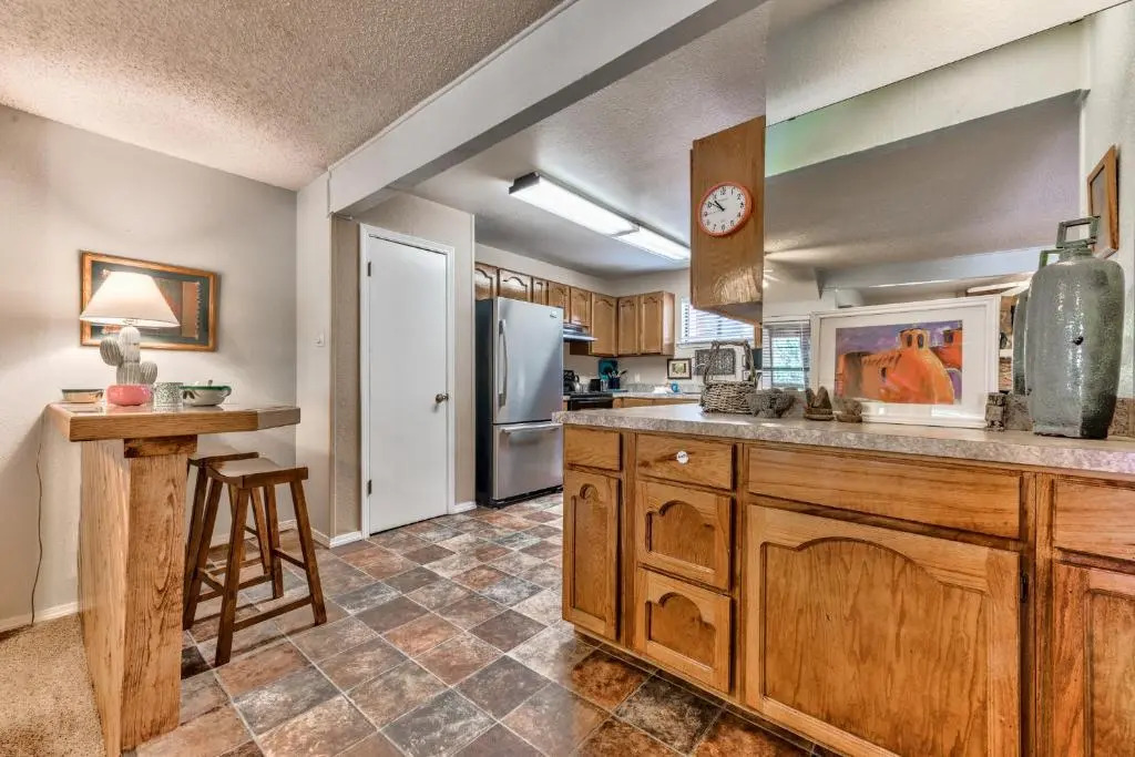 Pinon Park B11, 2 BR, Mountain Views, Deck, WiFi, Sleeps 4