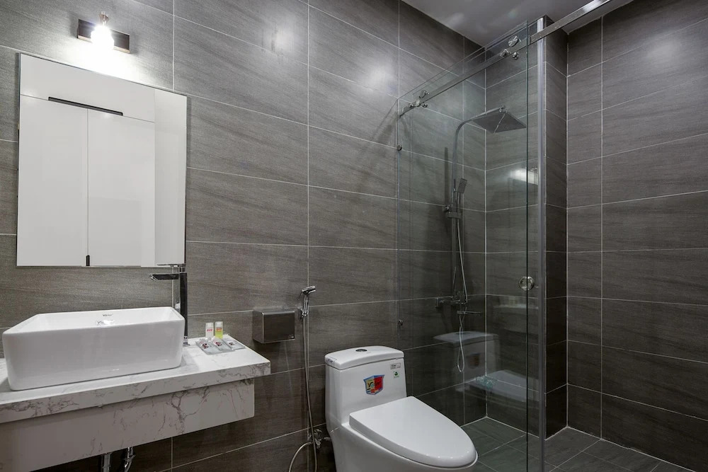 Oyo 330 Noir Hotel And Apartment