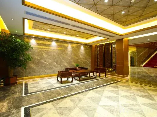 Pula Hotel (Yulin Jincheng Center Pedestrian Street)