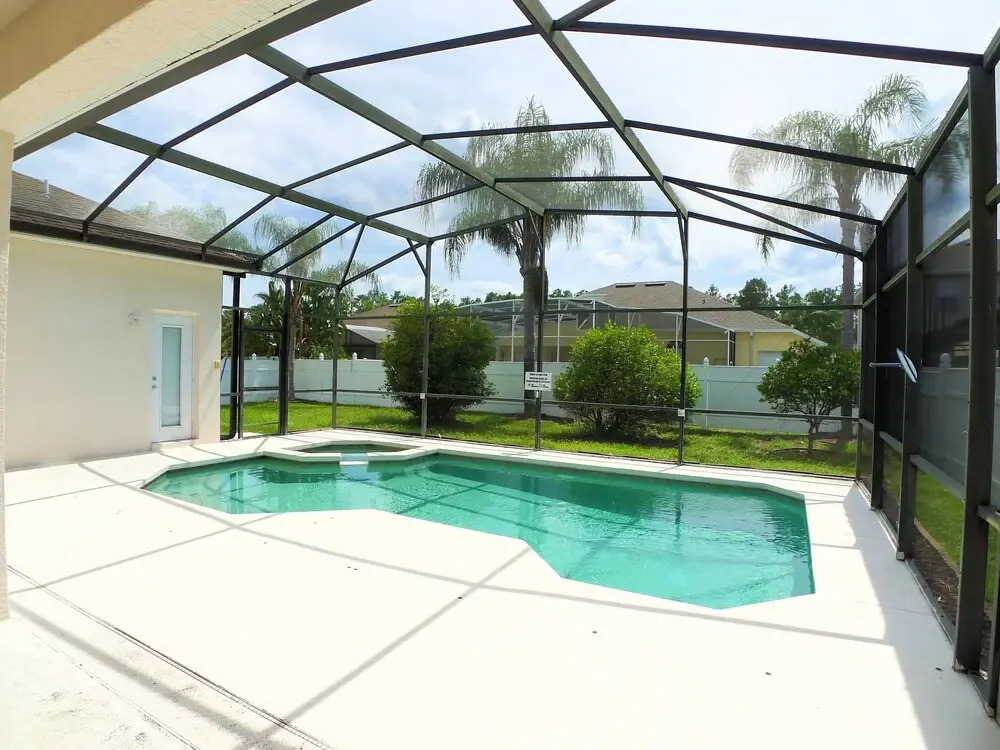 5 Bed Pool Home On Golf Community 835