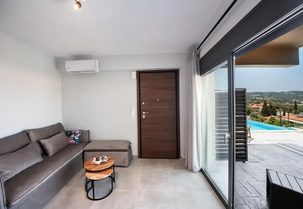 Amaryllis Luxury Apartment