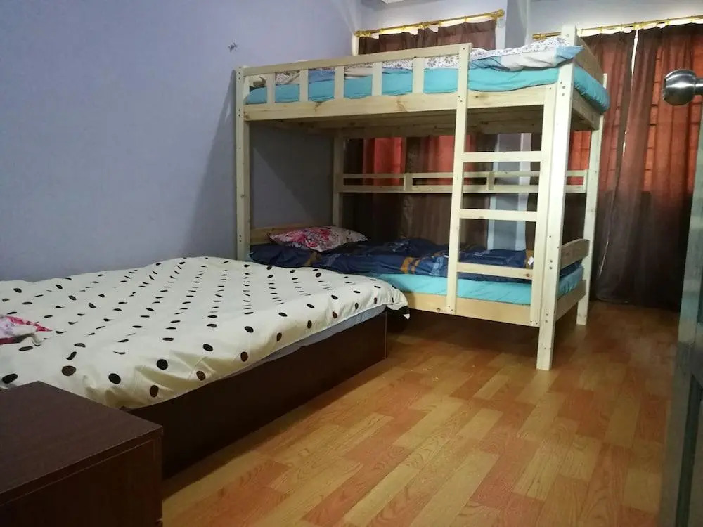 Oceanus Backpackers Hostel