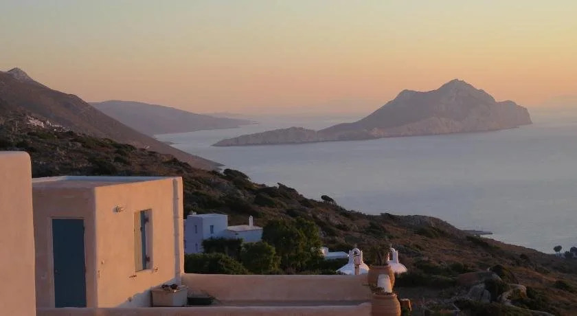 Kaminaki Amorgos Studios & Apartments