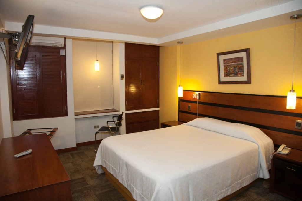 Victoria Regia Hotel