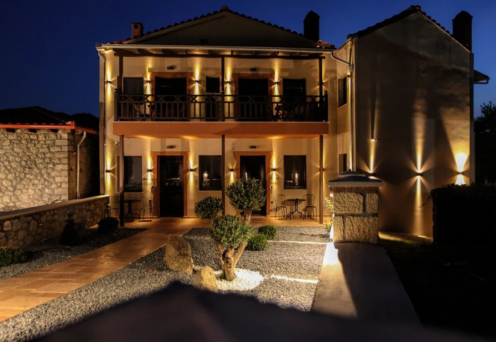 Meteora Heaven and Earth Kastraki premium suites