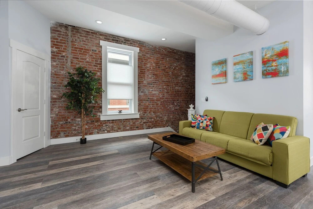 Apartments at 4340 Laclede Ave