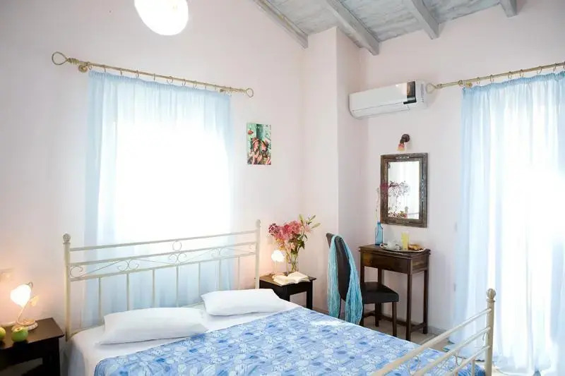 Villa Iolis