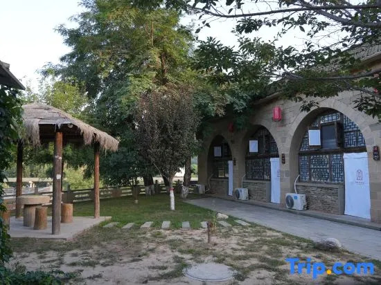 Yilu Hotel