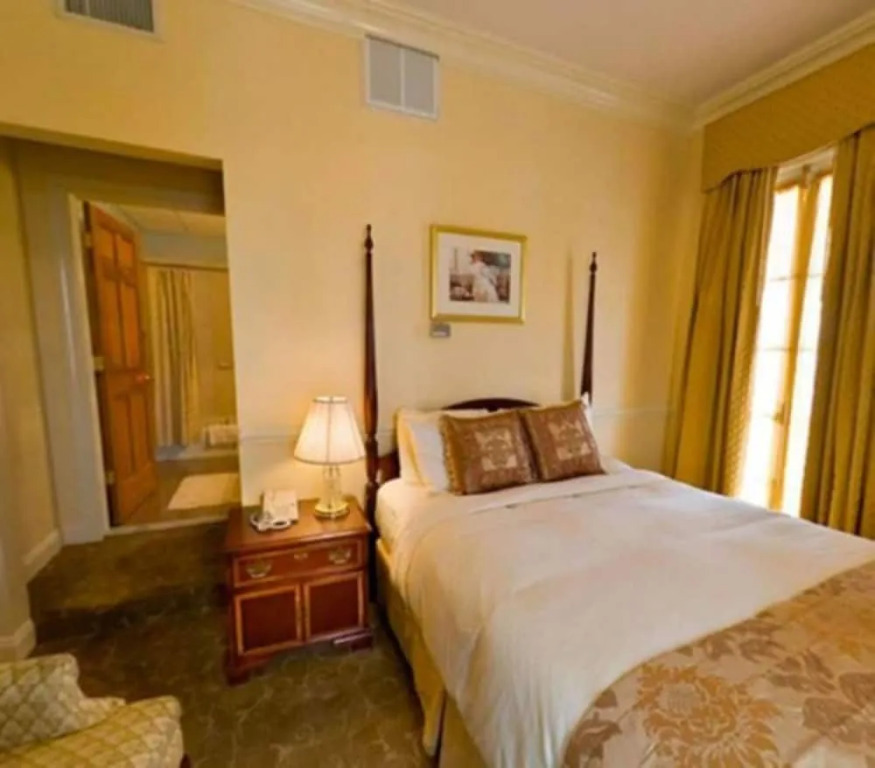 Hotel Alcott