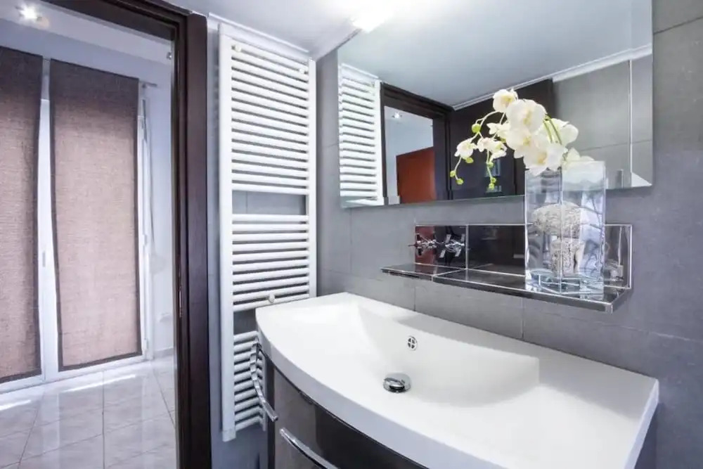 "cityscape-zen-penthouse"