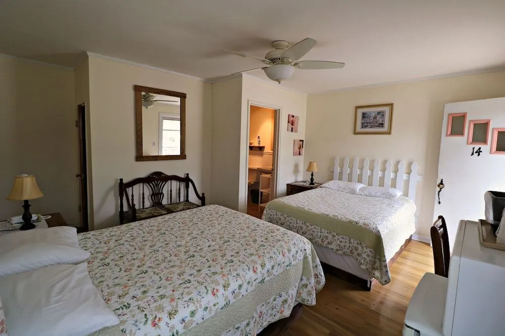 Carolina Country Inn